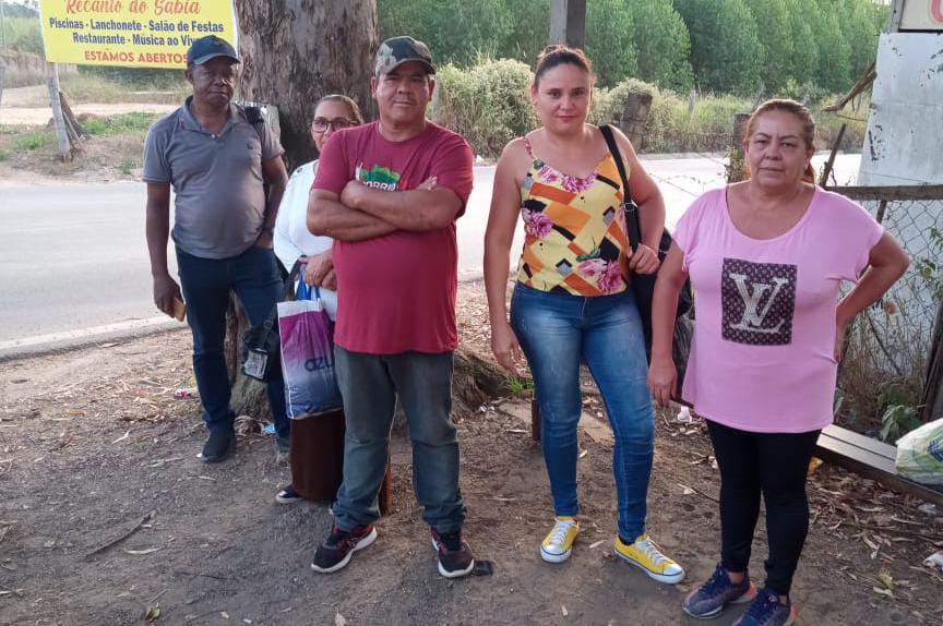  Ônibus da Rápido Luxo quebra. Passageiros pagam para voltar para casa